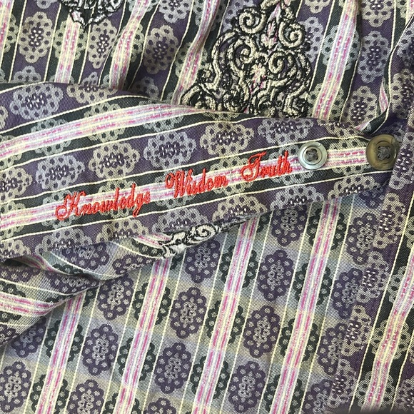 Embroided Robert Graham Long Sleeved Shirt - Picture 5 of 7